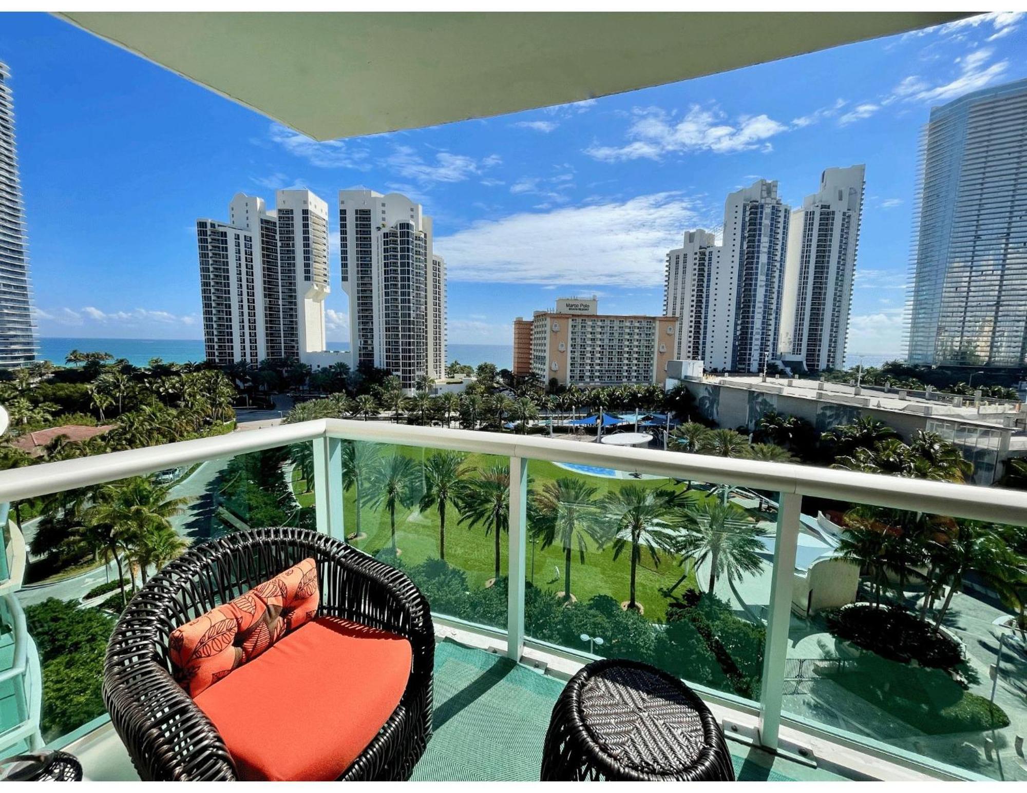 Ocean Reserve Condominium Маями Бийч Стая снимка